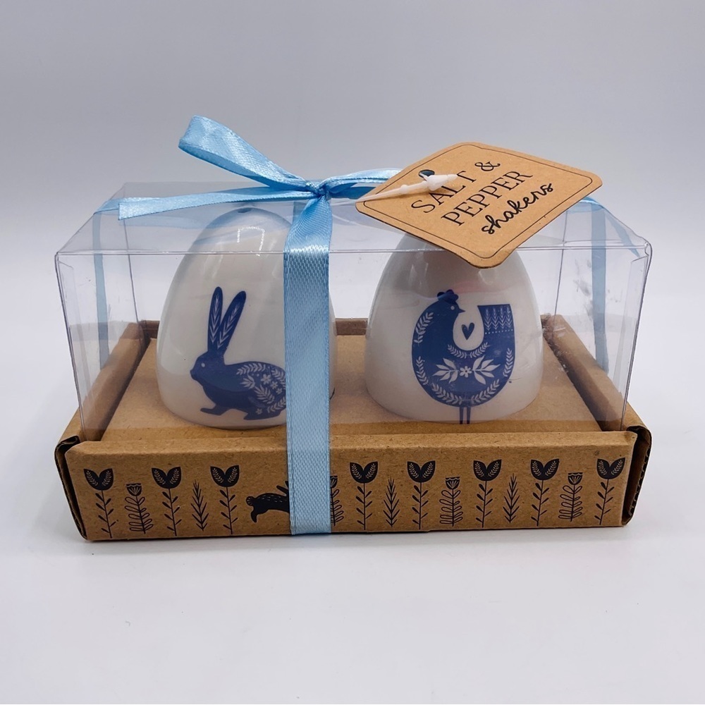 Eccolo Salt & Pepper Shakers Set Ceramic Egg Rooster & Rabbit White Blue Holiday
